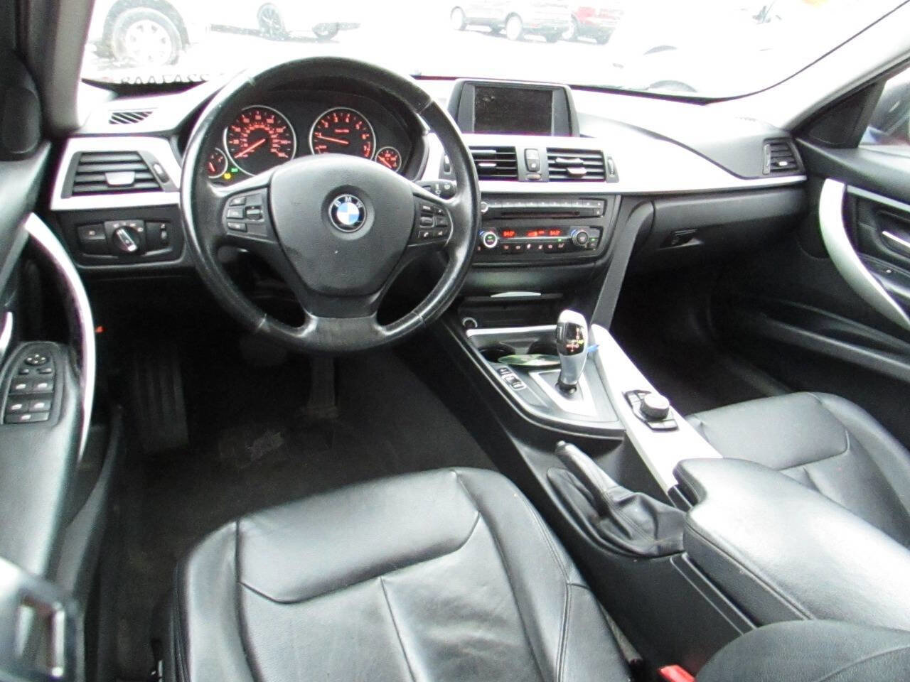 Used 2013 BMW 328i Sedan image 12