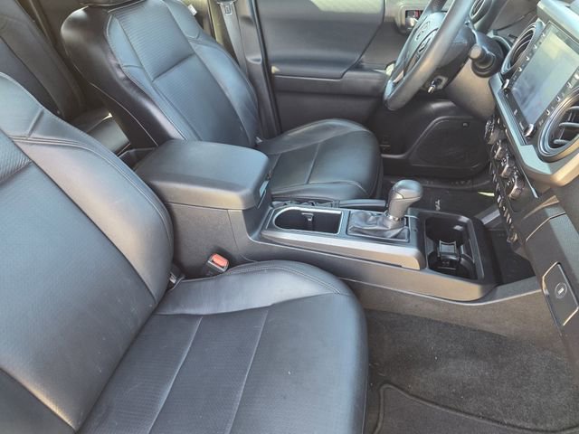 Used 2023 Toyota Tacoma TRD Off-Road w/ TRD Premium Off Road Package image 10