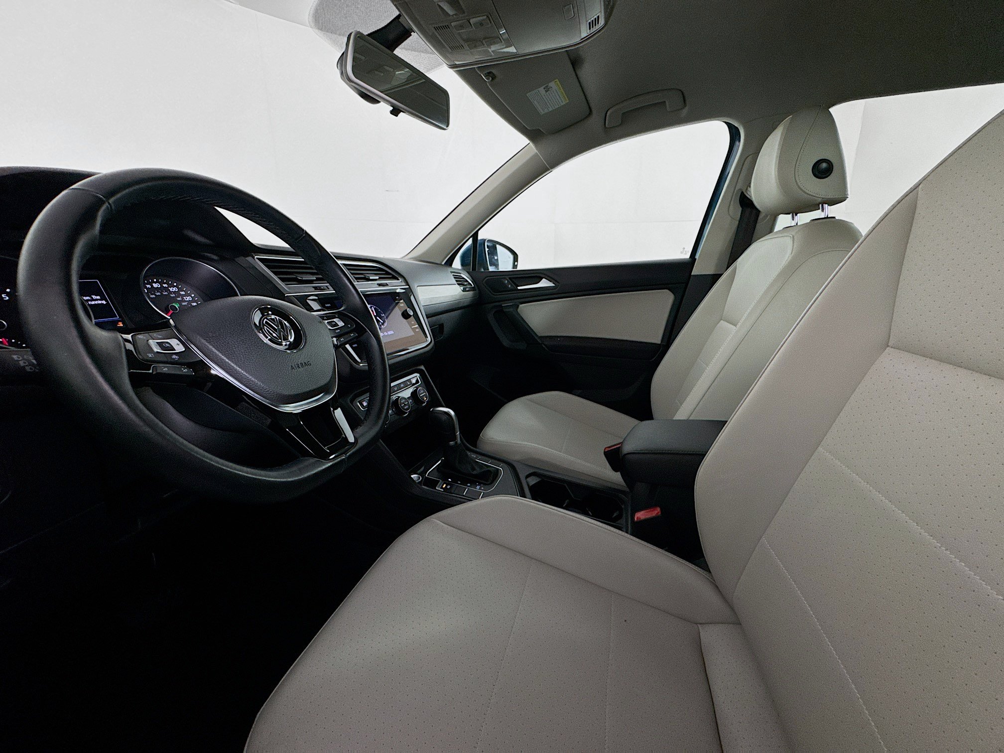 Used 2019 Volkswagen Tiguan SE FWD image 20