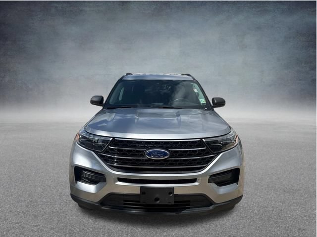 Used 2021 Ford Explorer XLT RWD image 2