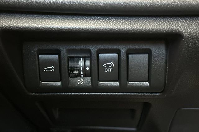 Used 2021 Subaru Outback Limited AWD/4WD image 30
