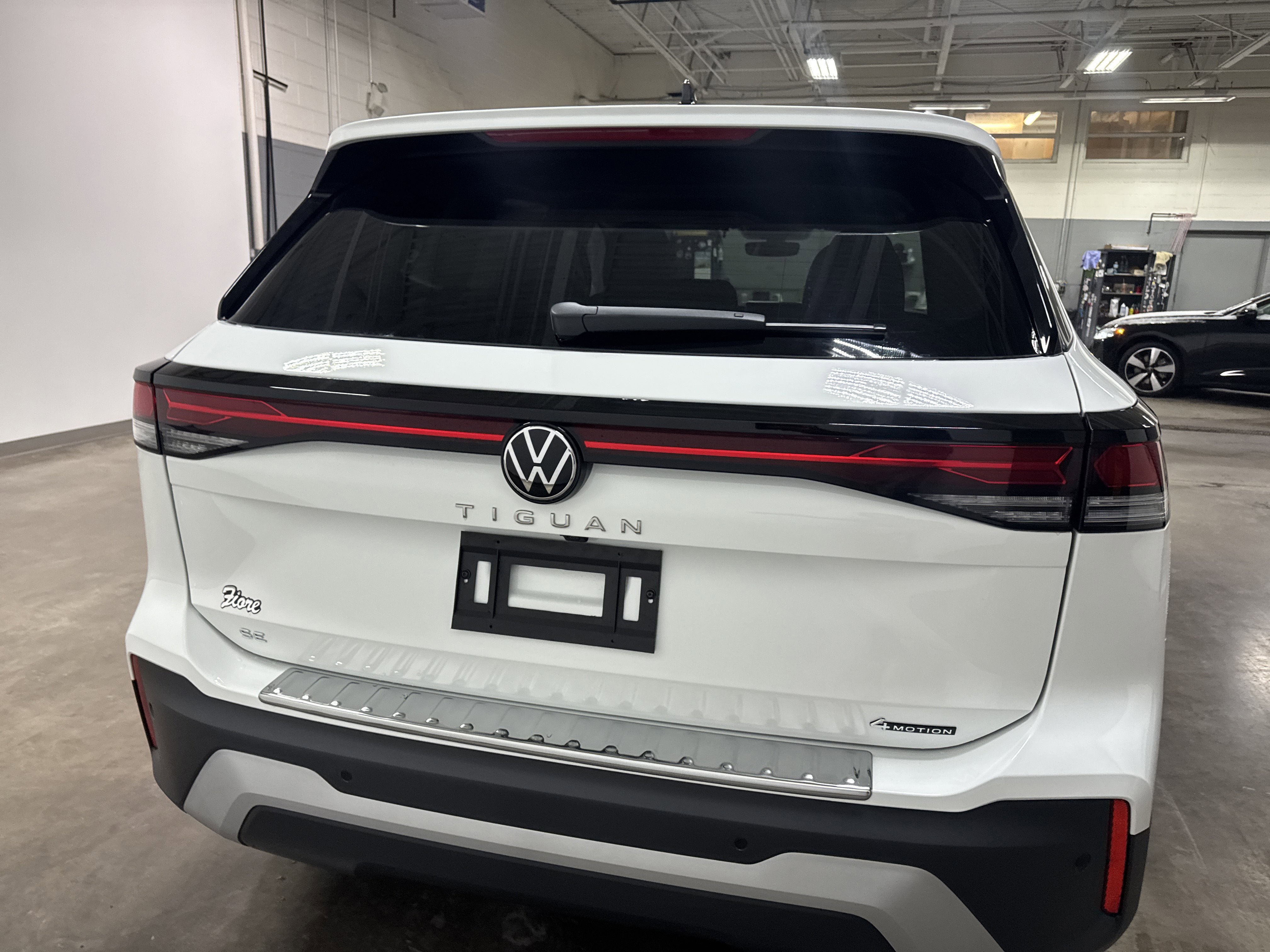 New 2026 Volkswagen Tiguan SE AWD/4WD image 4