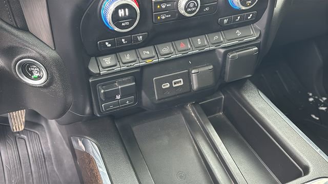 Used 2023 GMC Sierra 2500 Denali w/ Denali Ultimate Package image 26