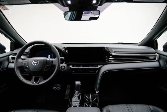 Used 2025 Toyota Camry XSE image 19