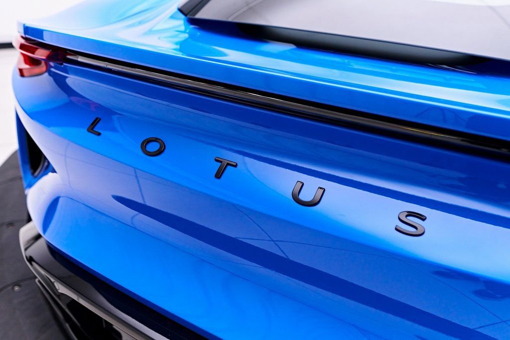 Used 2025 Lotus Emira RWD image 26