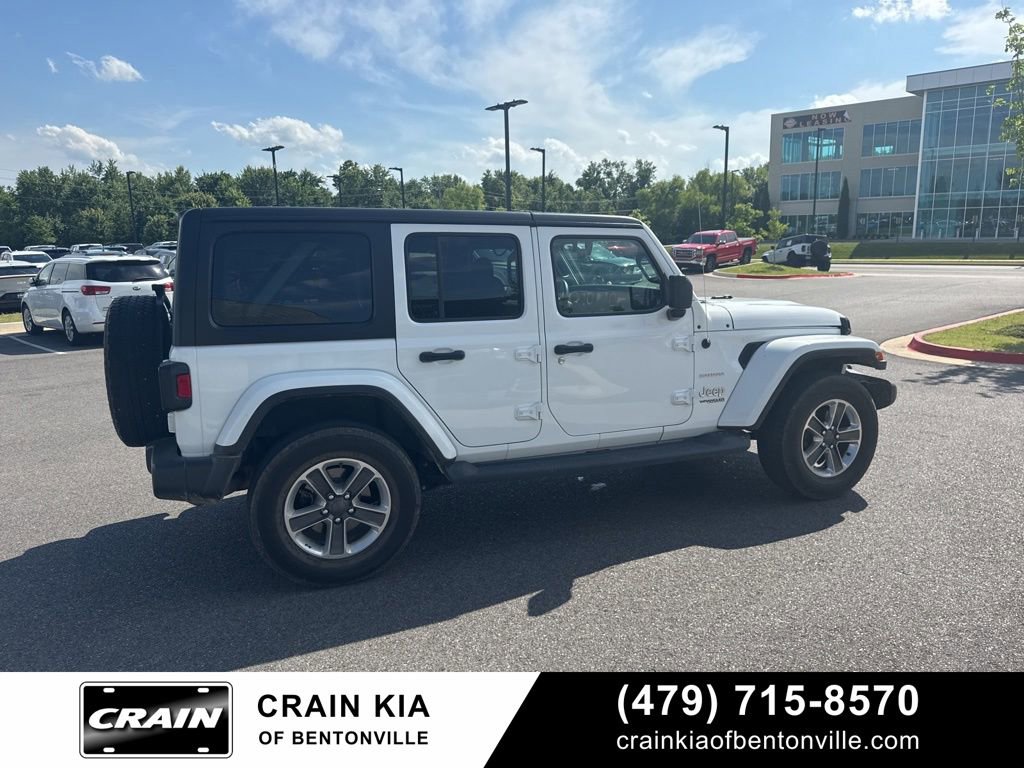 Used 2018 Jeep Wrangler Unlimited Sahara AWD/4WD image 13