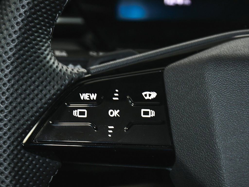 Used 2025 Audi S6 e-tron Prestige w/ 21" Black Optic Package image 42