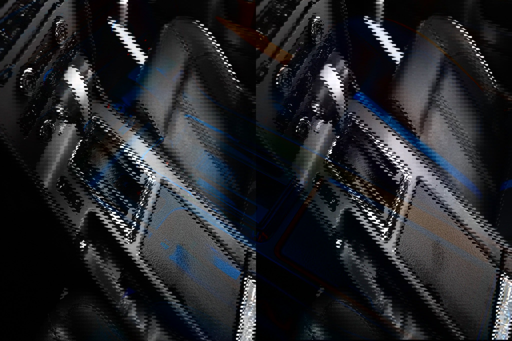 Used 2010 Ford Mustang GT image 41