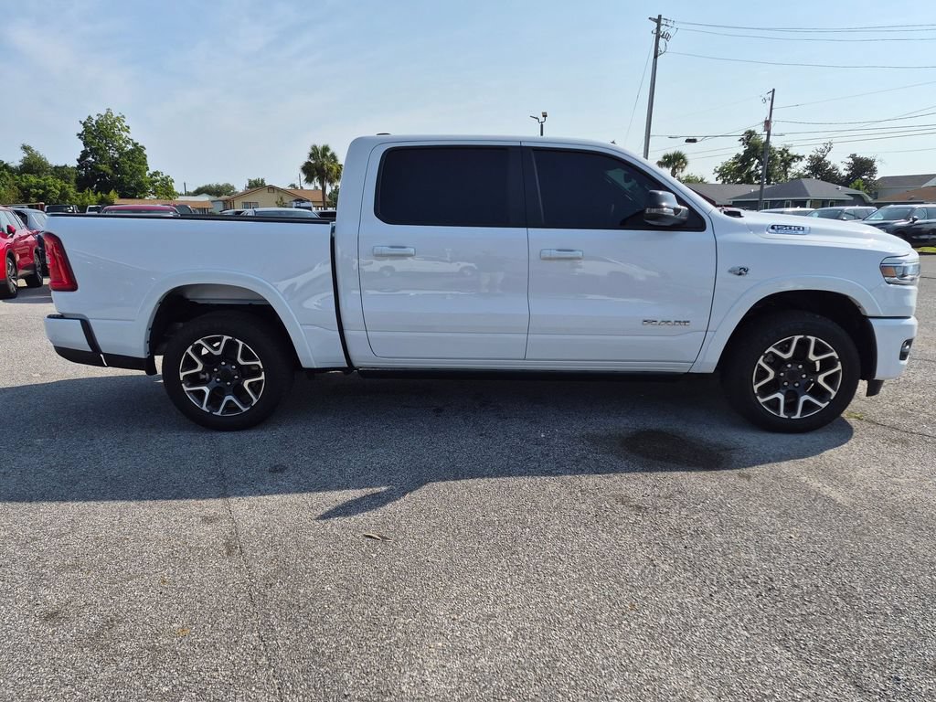 Used 2026 RAM 1500 Laramie w/ Laramie Preferred Package AWD/4WD image 4