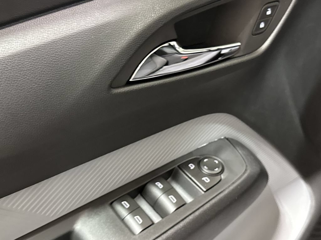 New 2027 Chevrolet Bolt LT FWD image 21