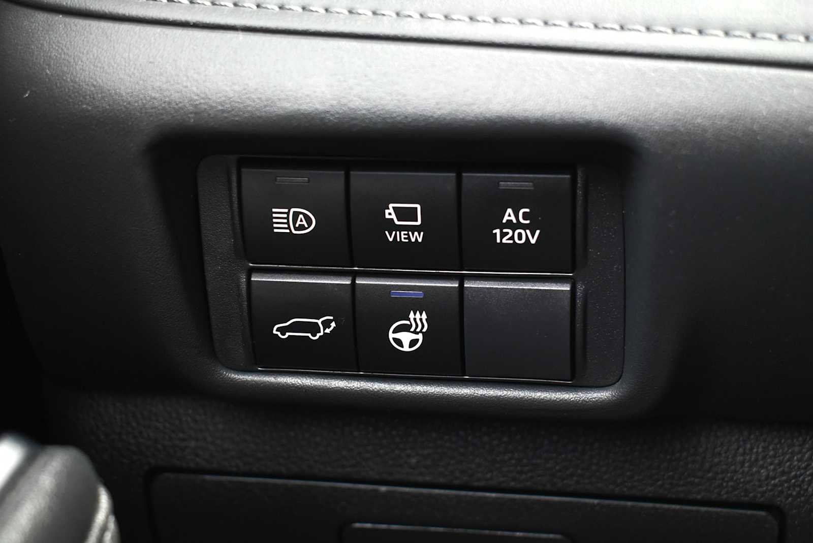 Used 2023 Toyota Highlander Platinum image 28