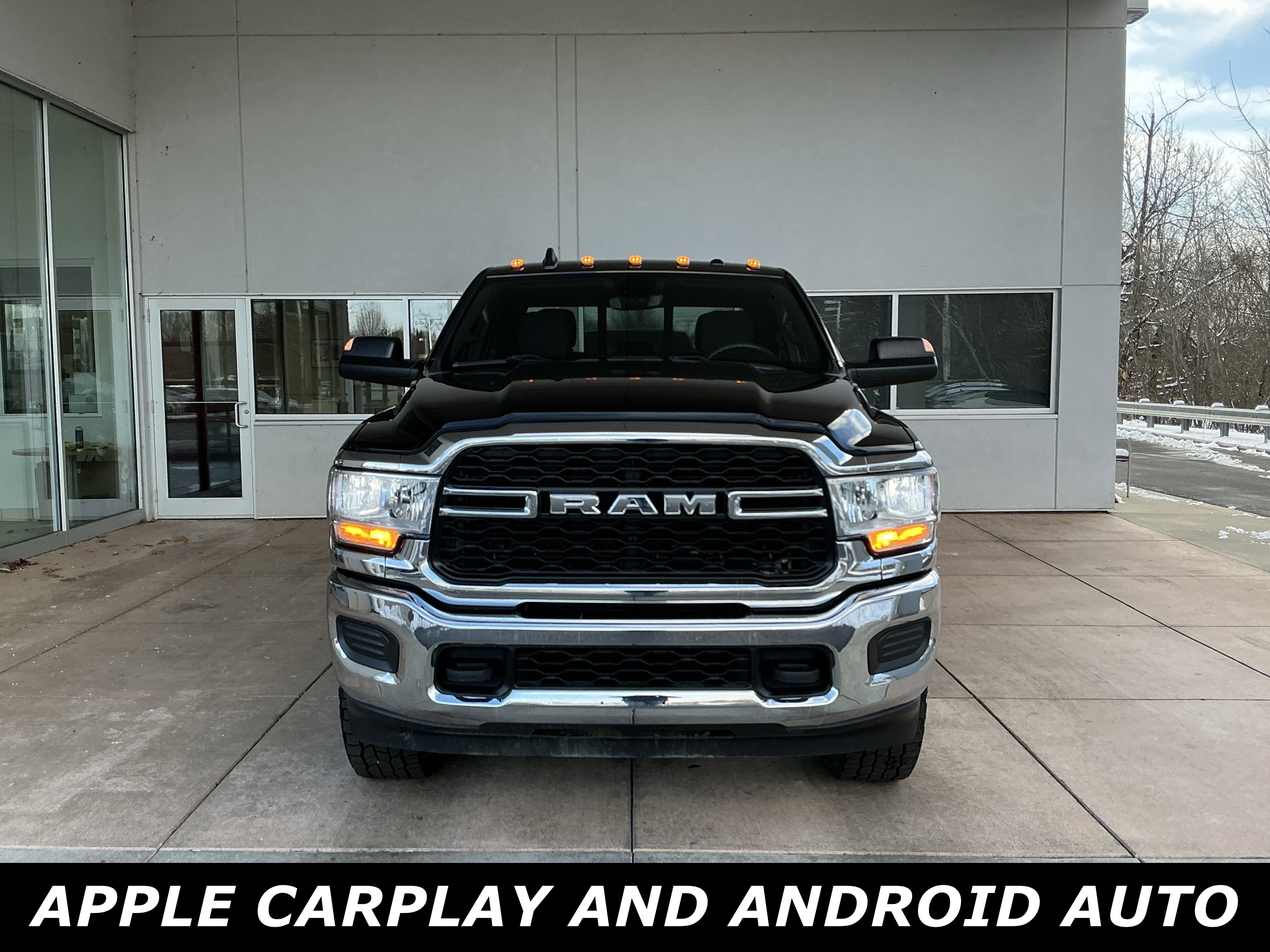 Used 2022 RAM 3500 Tradesman image 2