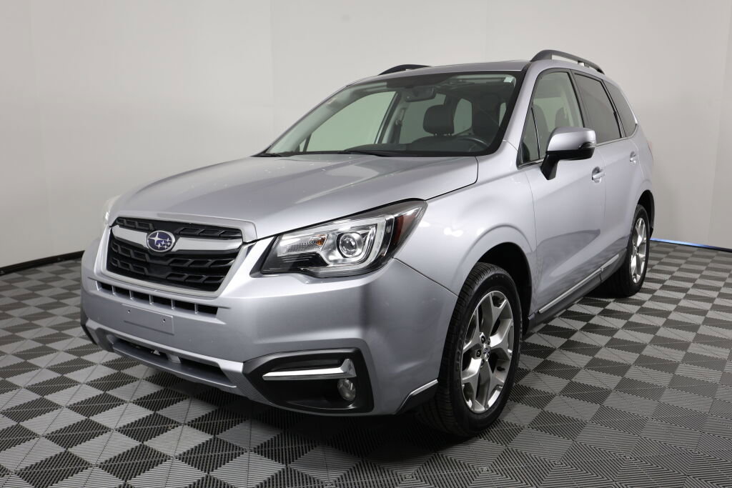 Used 2017 Subaru Forester 2.5i Touring image 5