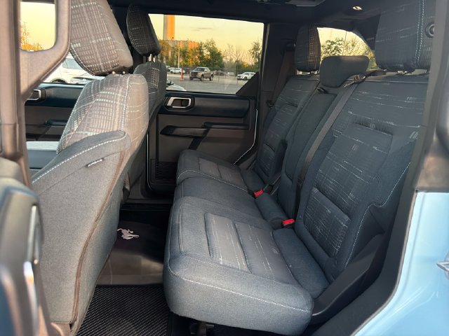 Used 2025 Ford Bronco Heritage Edition AWD/4WD image 29