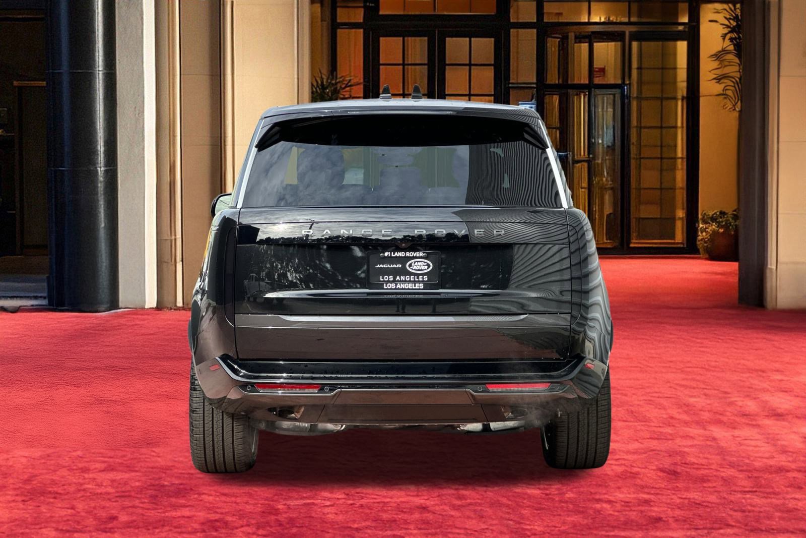 New 2026 Land Rover Range Rover SE image 11