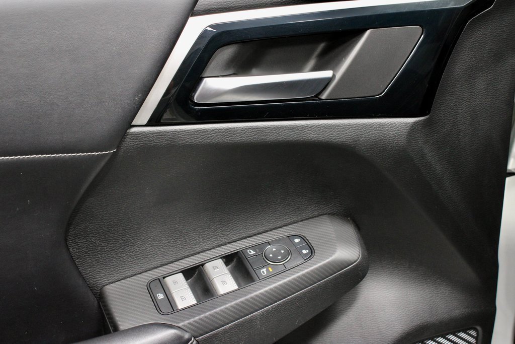 Used 2022 Mitsubishi Outlander SE image 24