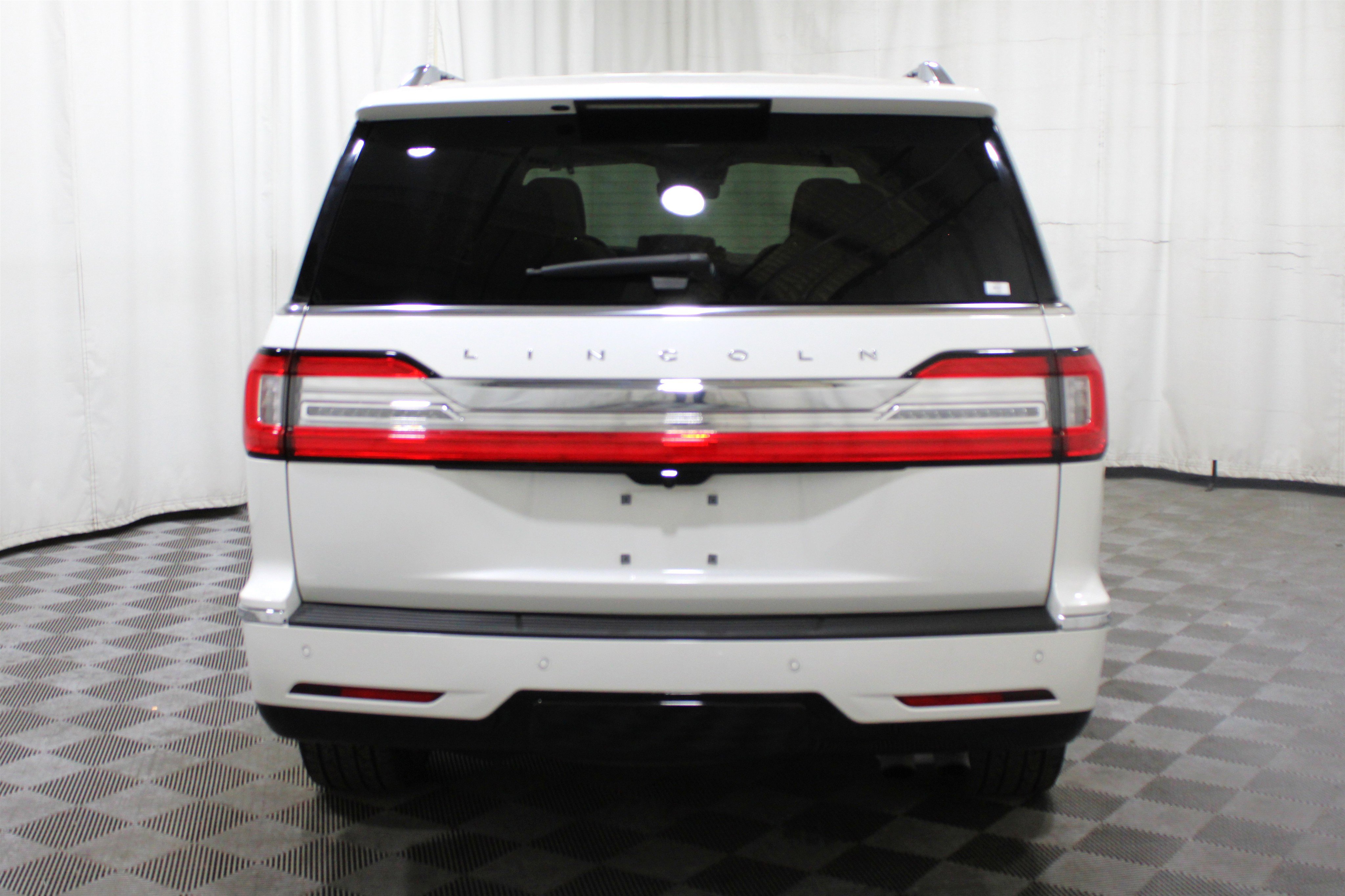 Used 2021 Lincoln Navigator Reserve w/ Luxury Package AWD/4WD image 43