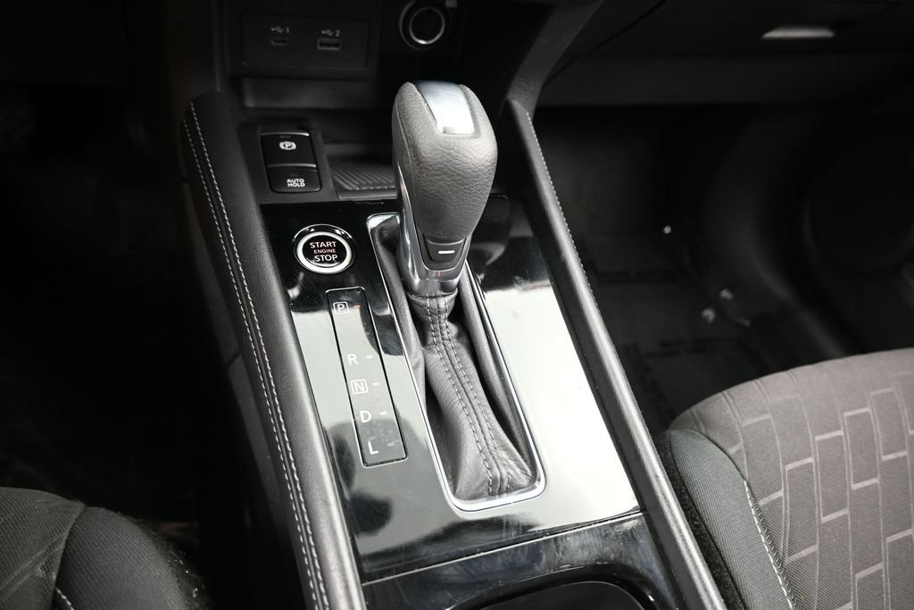 Used 2023 Nissan Kicks SV FWD image 27