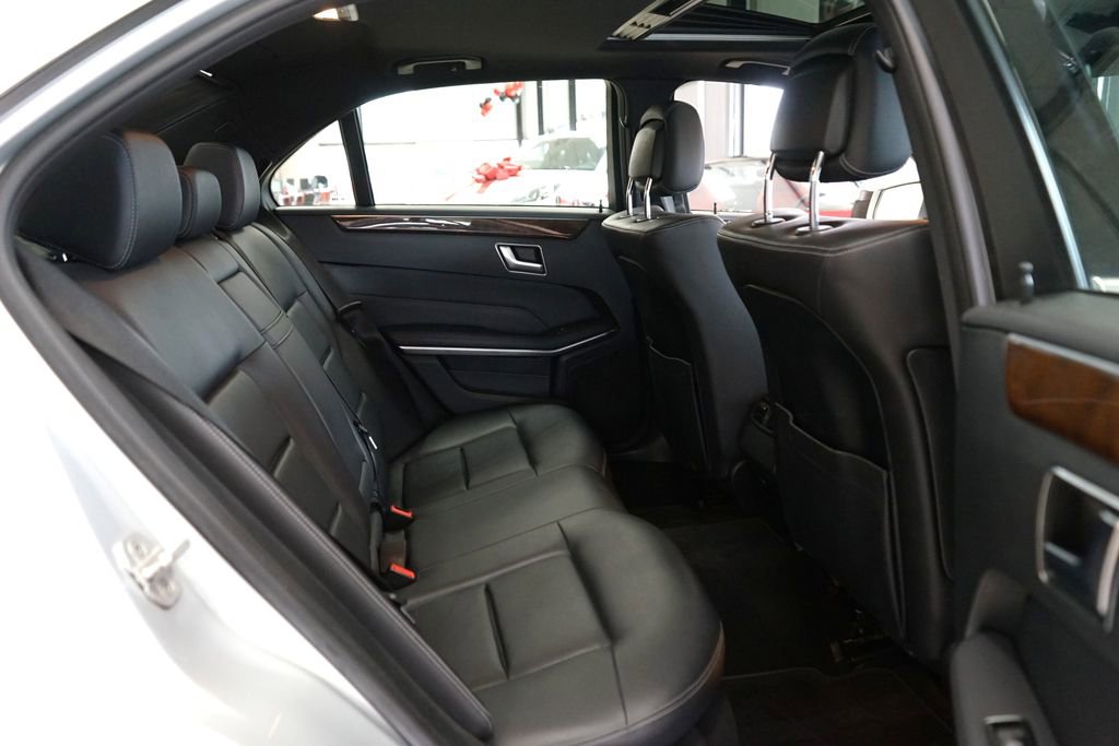 Used 2014 Mercedes-Benz E 350 4MATIC Sedan image 13