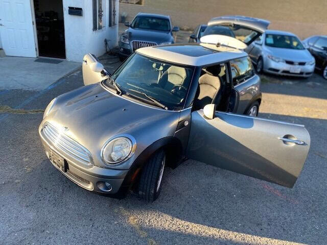Used 2010 MINI Cooper Hardtop image 18