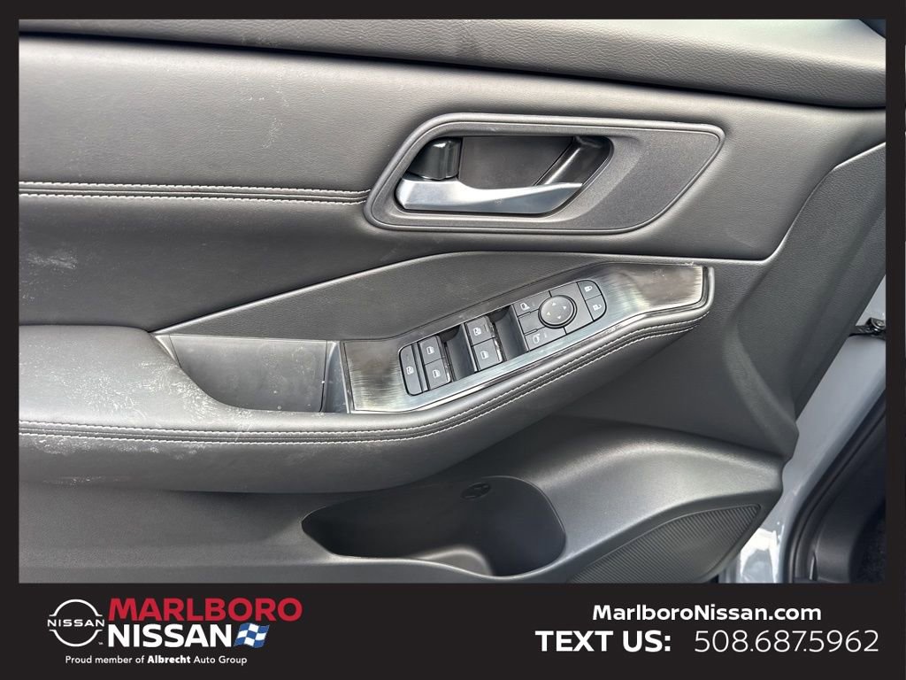 New 2026 Nissan Rogue SV image 20