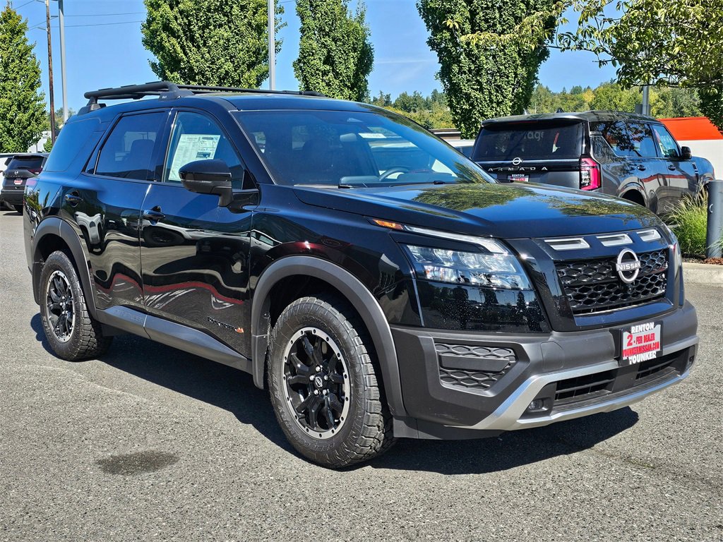 New 2025 Nissan Pathfinder Rock Creek image 2