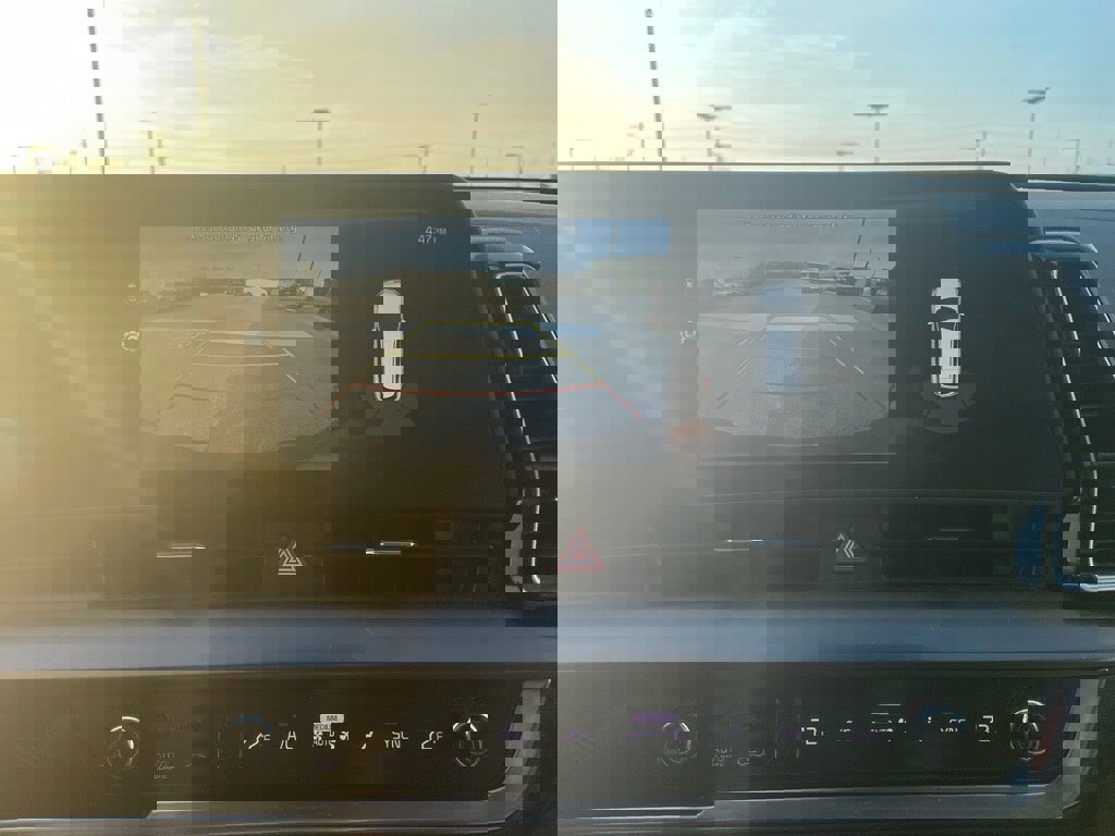 Used 2025 Kia Sportage EX w/ Premium Package image 14