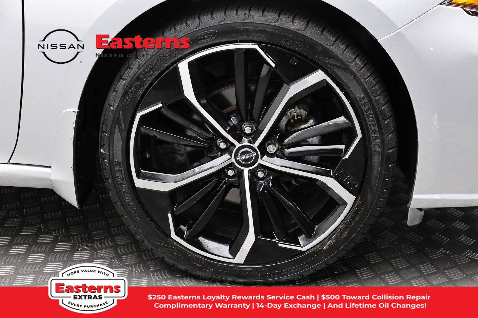 Used 2023 Nissan Altima 2.5 SR w/ SR Premium Package FWD image 29
