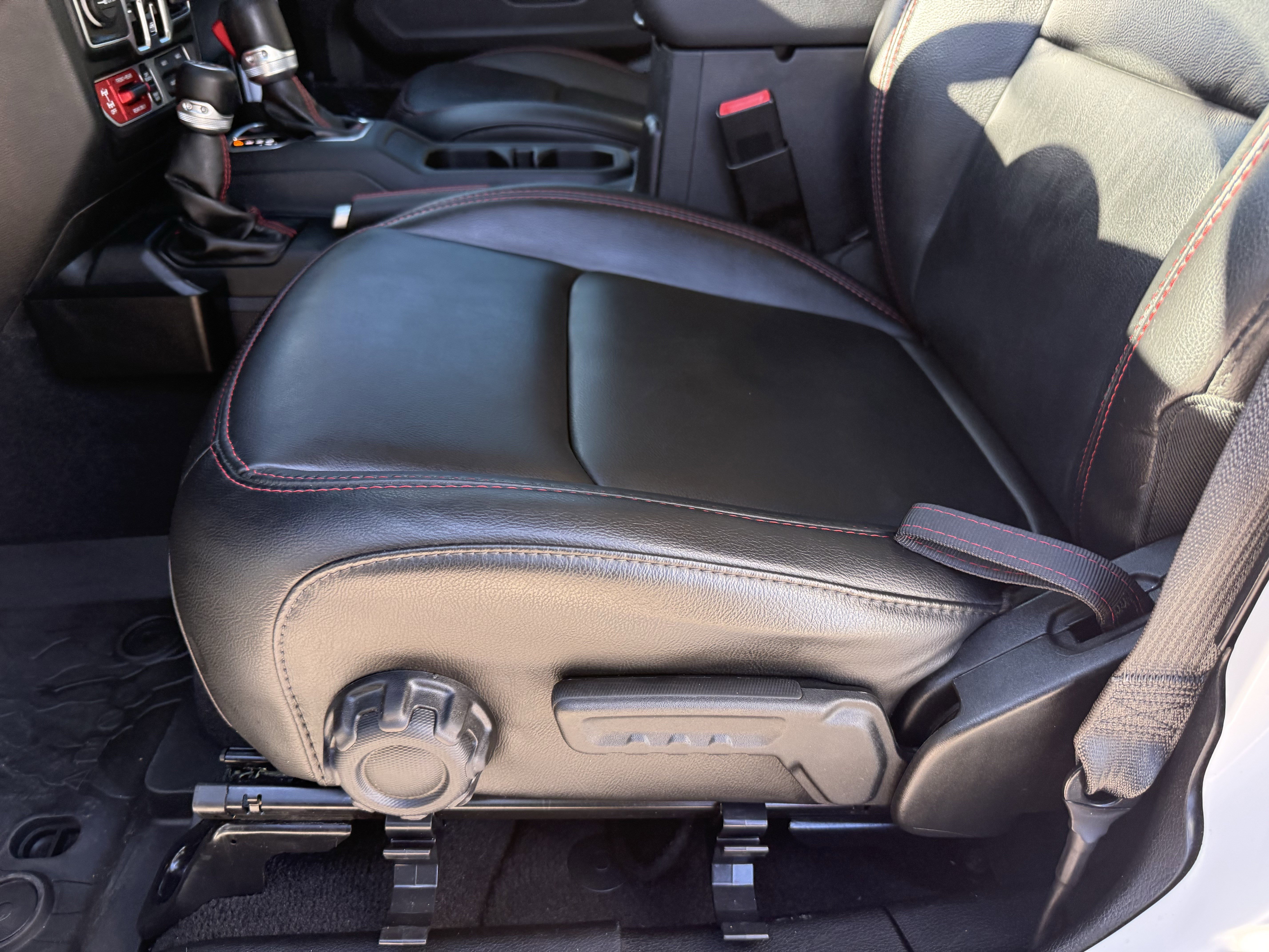 Used 2021 Jeep Gladiator Rubicon image 26