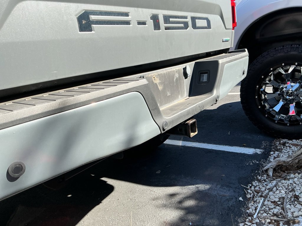 Used 2019 Ford F150 Lariat w/ Equipment Group 502A Luxury AWD/4WD image 6