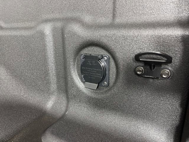 Used 2024 Nissan Frontier S w/ S Utility Package image 43