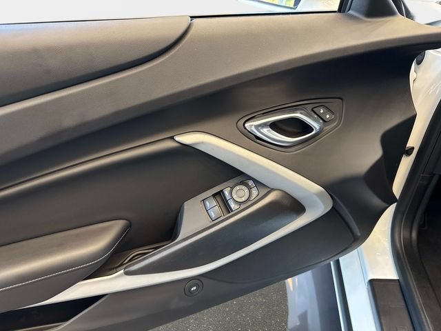 Used 2021 Chevrolet Camaro SS RWD image 13