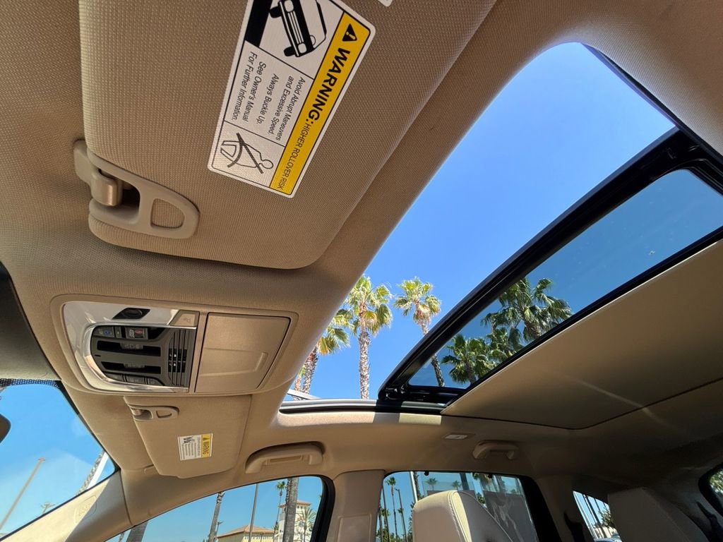 Used 2023 Acura MDX SH-AWD w/ Advance Package image 10