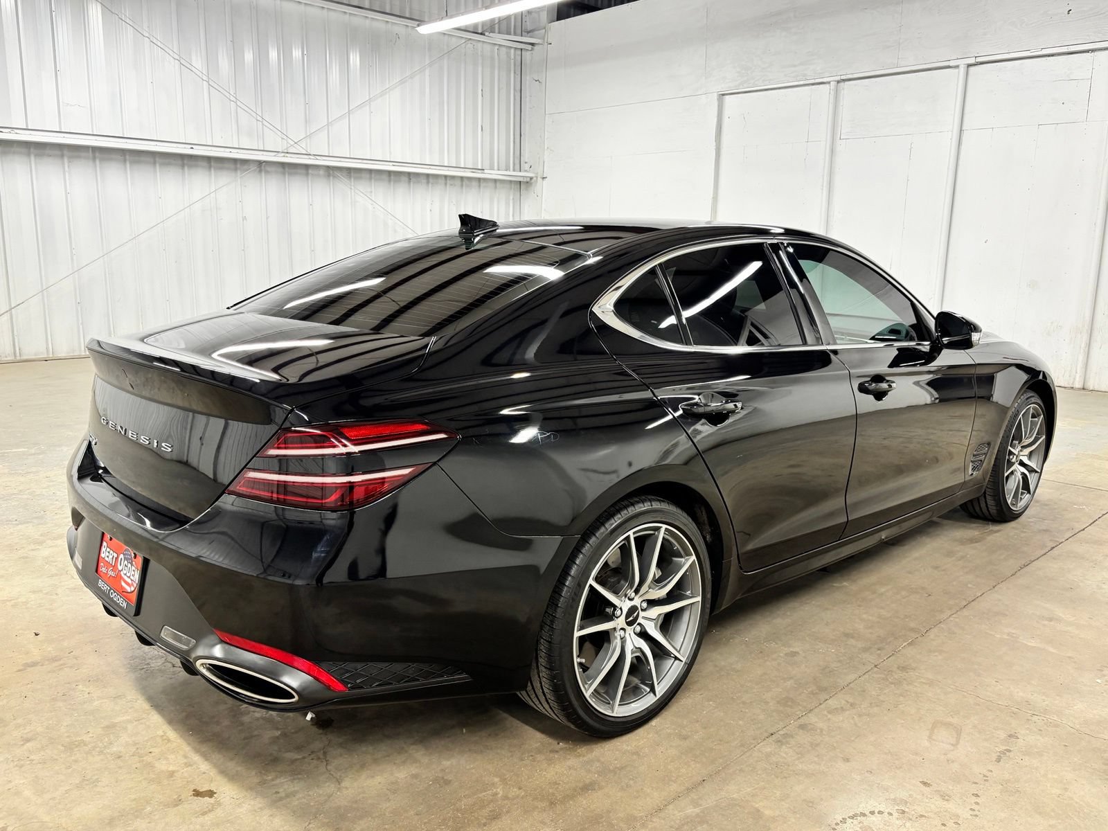 Used 2024 Genesis G70 2.5T RWD image 7