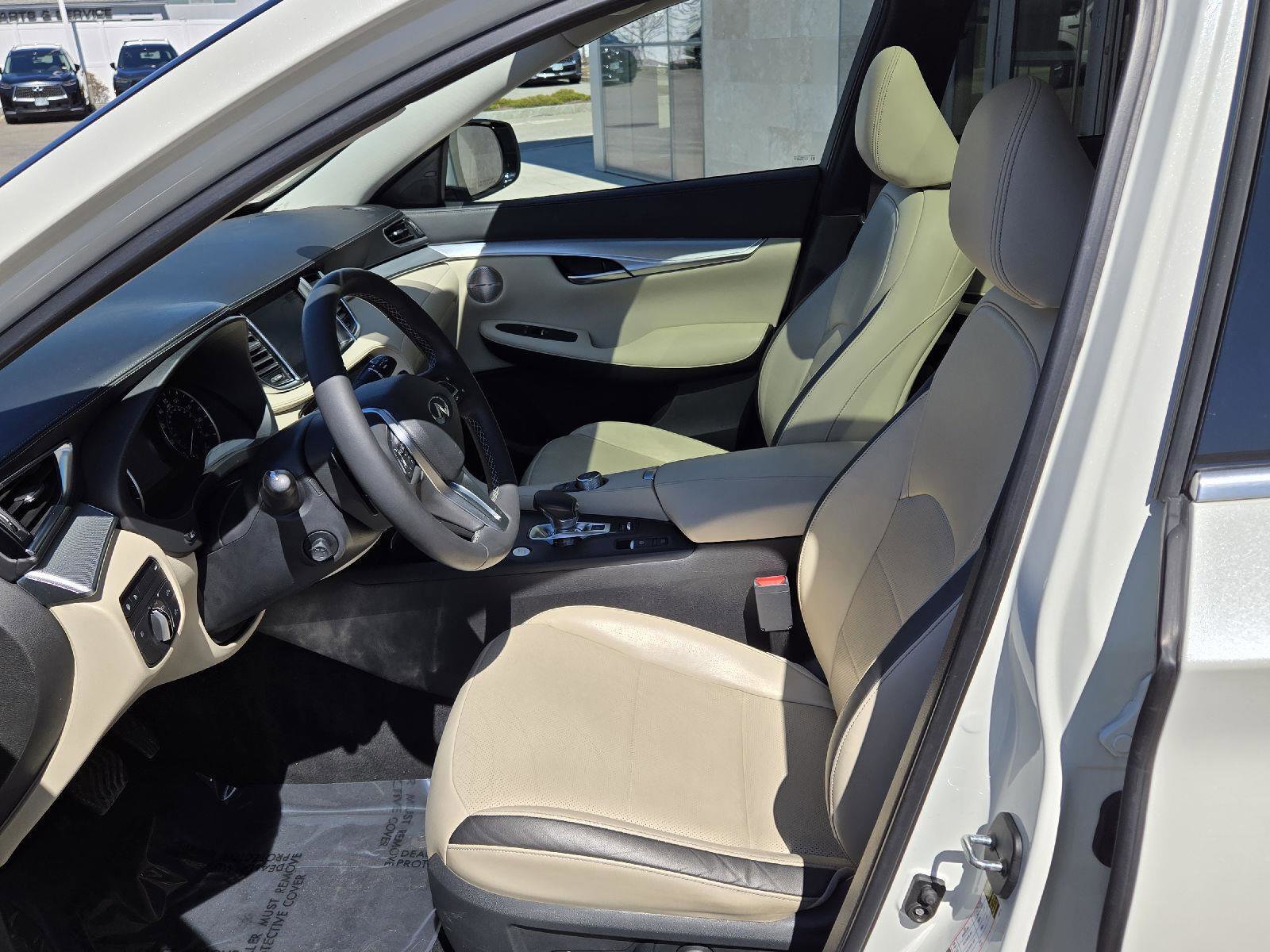 Certified 2020 INFINITI QX50 Sensory w/ Climate Package image 5