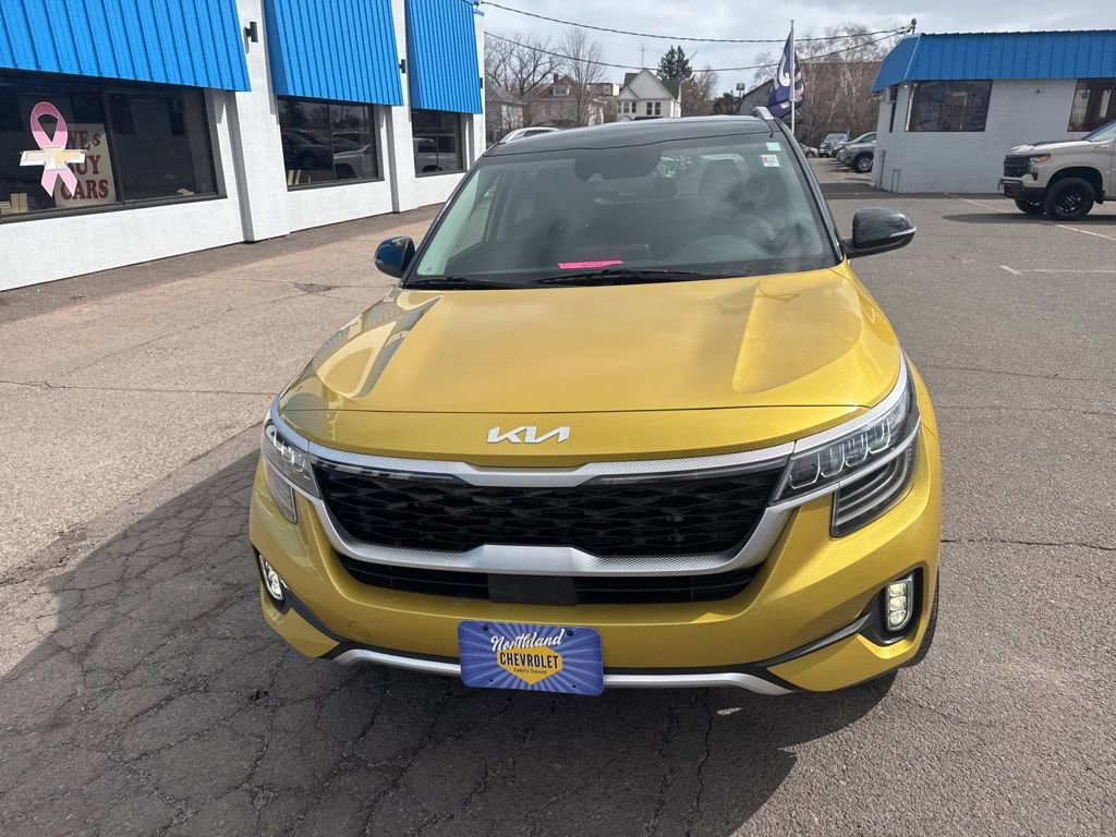 Used 2022 Kia Seltos SX image 3