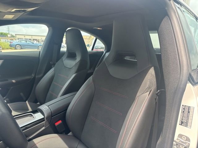 Used 2025 Mercedes-Benz CLA 250 4MATIC image 7