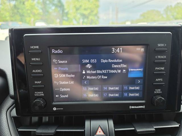 Used 2020 Toyota RAV4 XLE w/ All Weather Liner Package AWD/4WD image 24