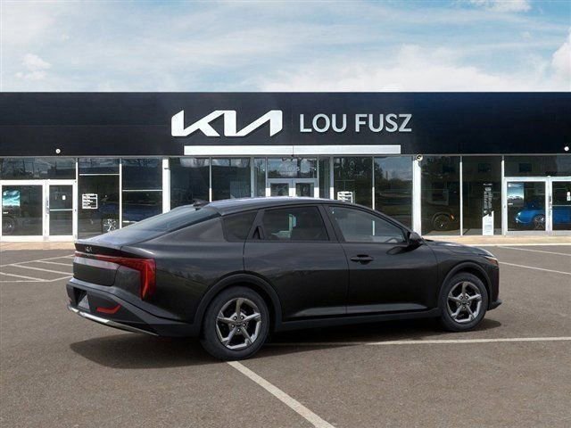 New 2026 Kia K4 FWD image 6