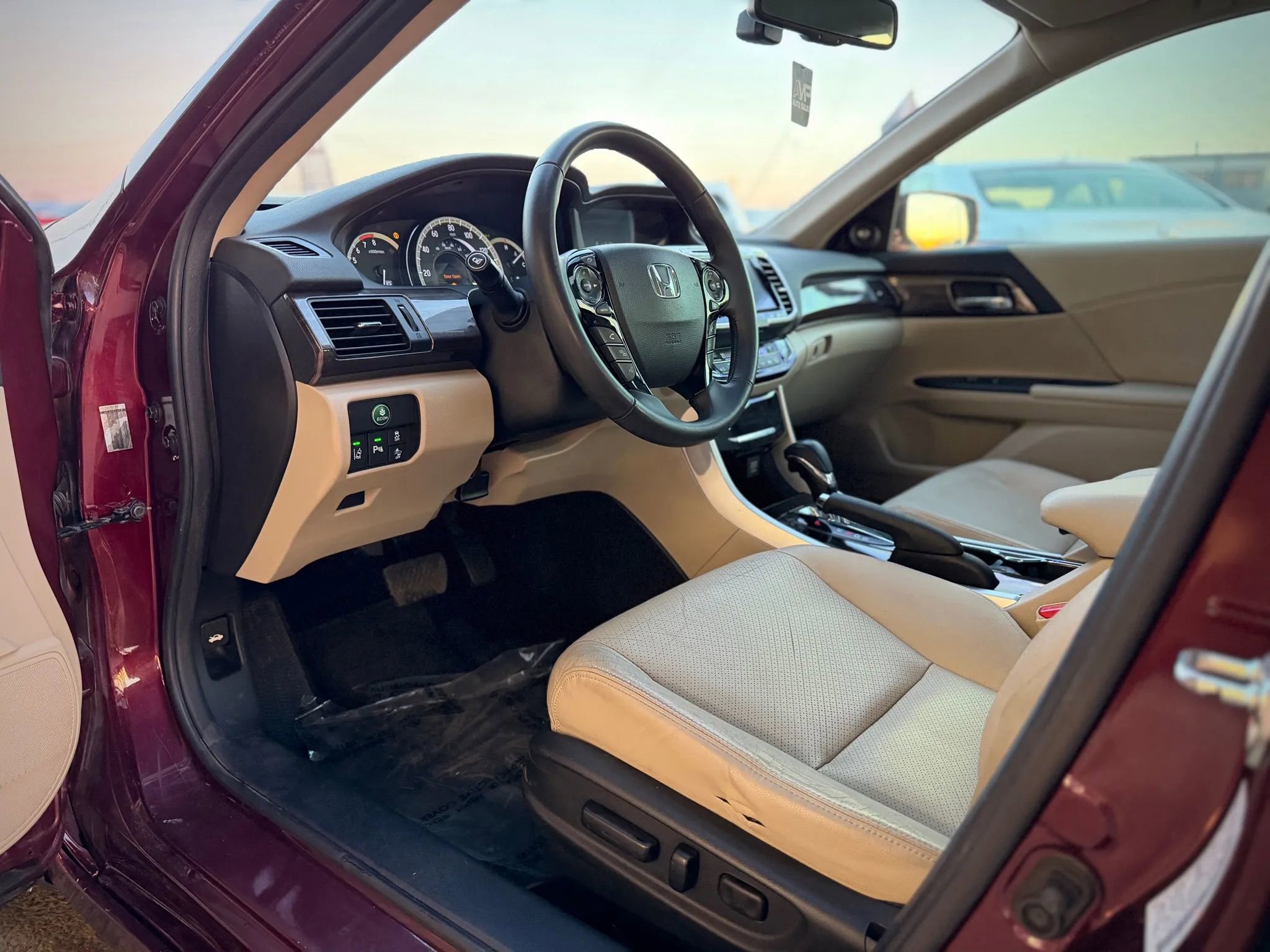 Used 2017 Honda Accord Touring image 10