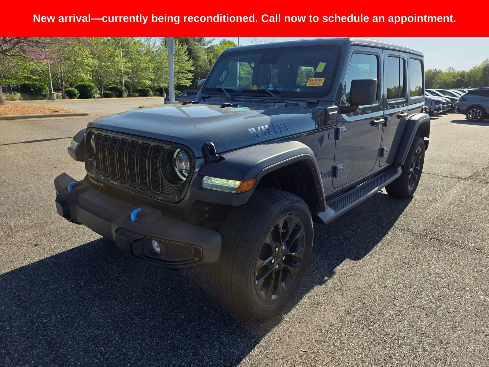 Used 2024 Jeep Wrangler Unlimited image 1