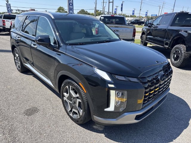 Used 2024 Hyundai Palisade Limited FWD image 3