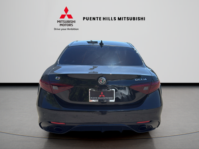 Used 2023 Alfa Romeo Giulia Veloce RWD image 6