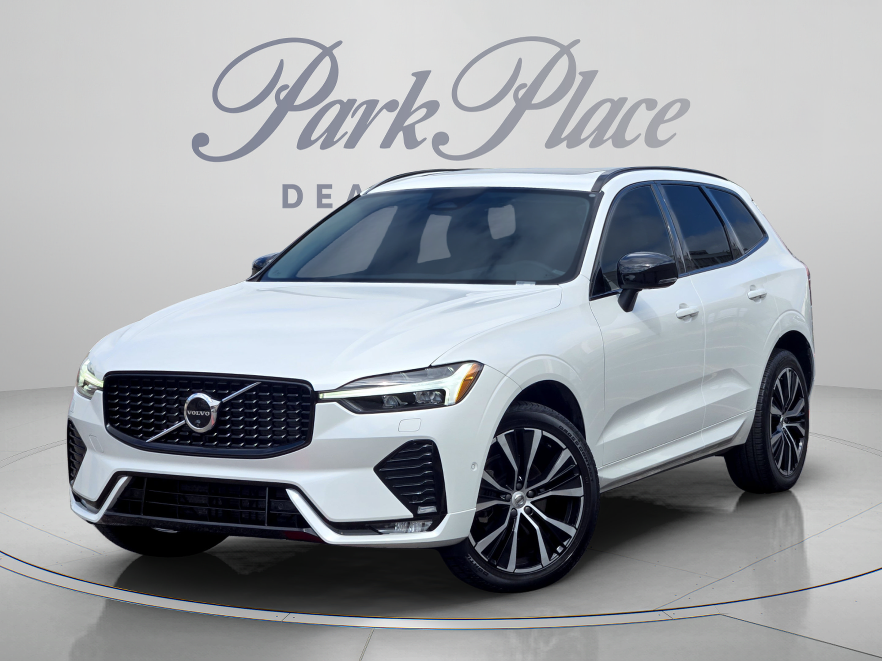 Used 2024 Volvo XC60 B5 Plus w/ Protection Package Premier AWD/4WD image 1