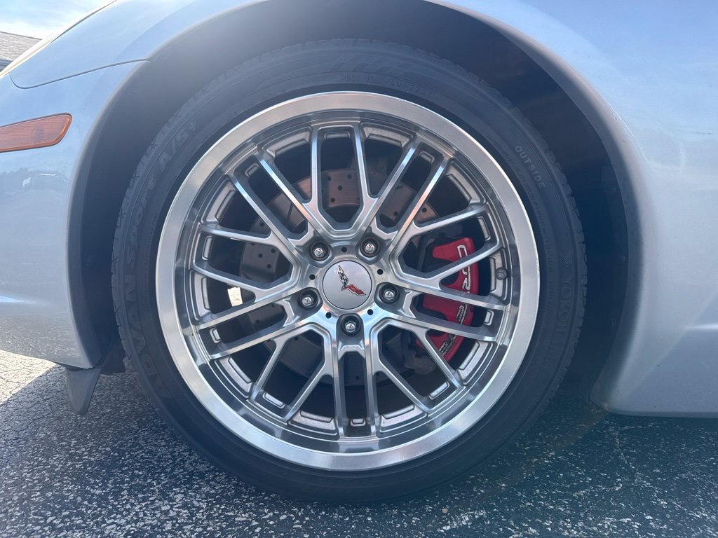 Used 2009 Chevrolet Corvette Coupe RWD image 22