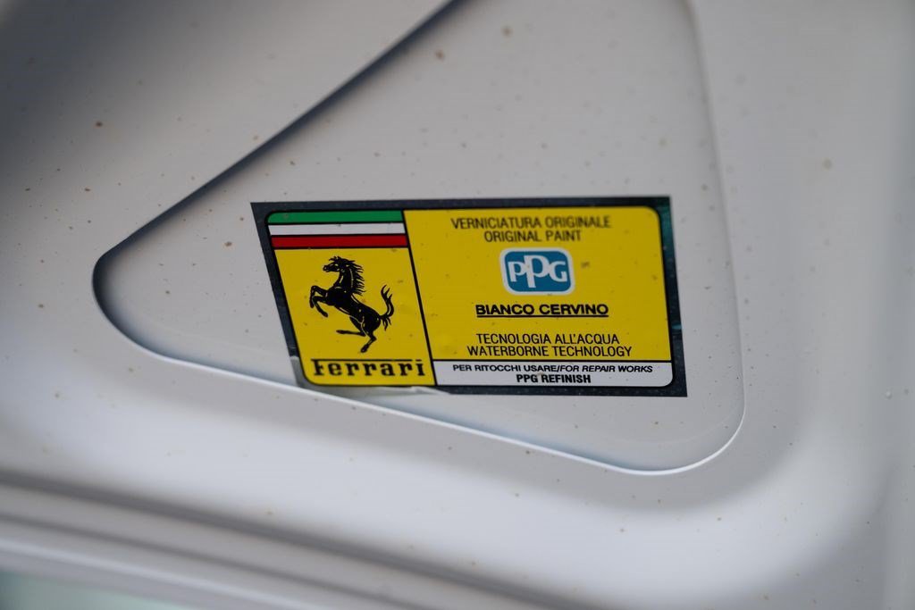 Used 2024 Ferrari Roma Spider RWD image 17