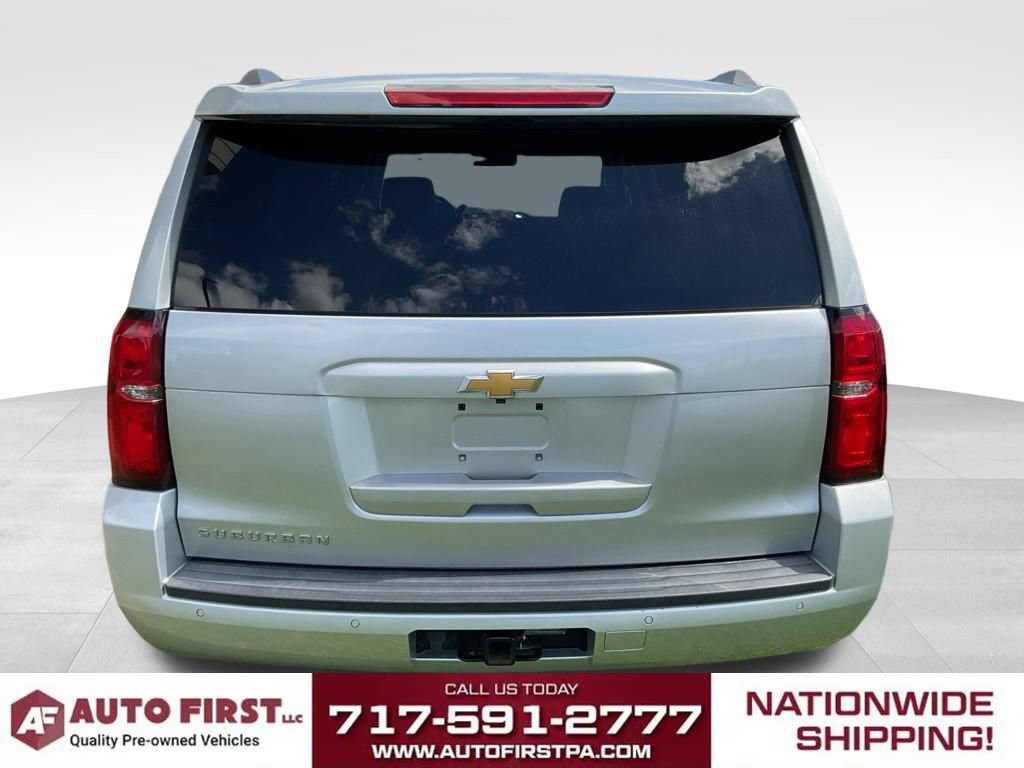Used 2020 Chevrolet Suburban LT AWD/4WD image 3