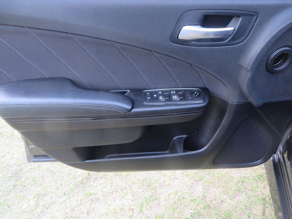 Used 2021 Dodge Charger GT w/ Driver Convenience Group image 11