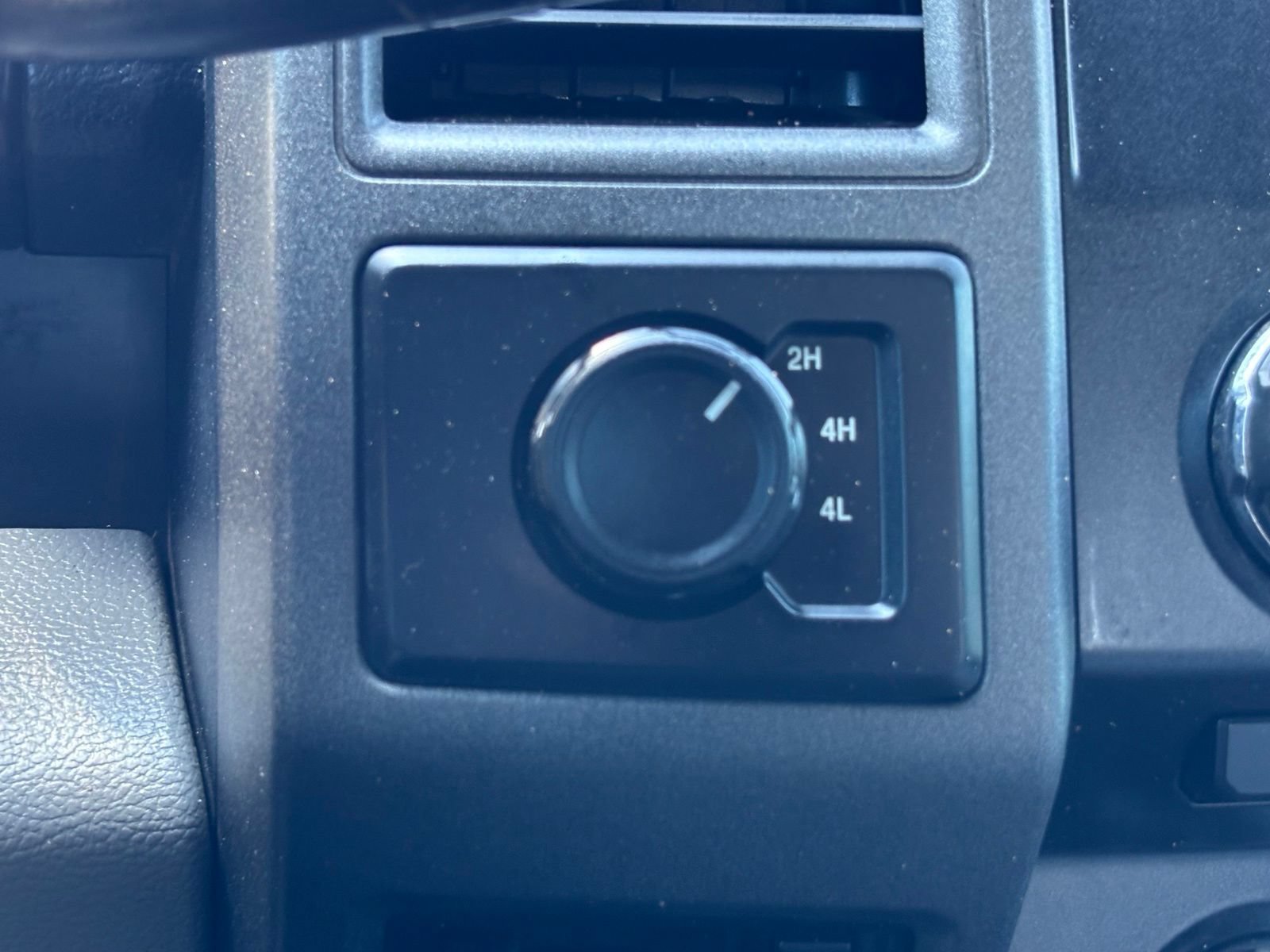 Used 2018 Ford F550 4x4 Crew Cab Super Duty image 20