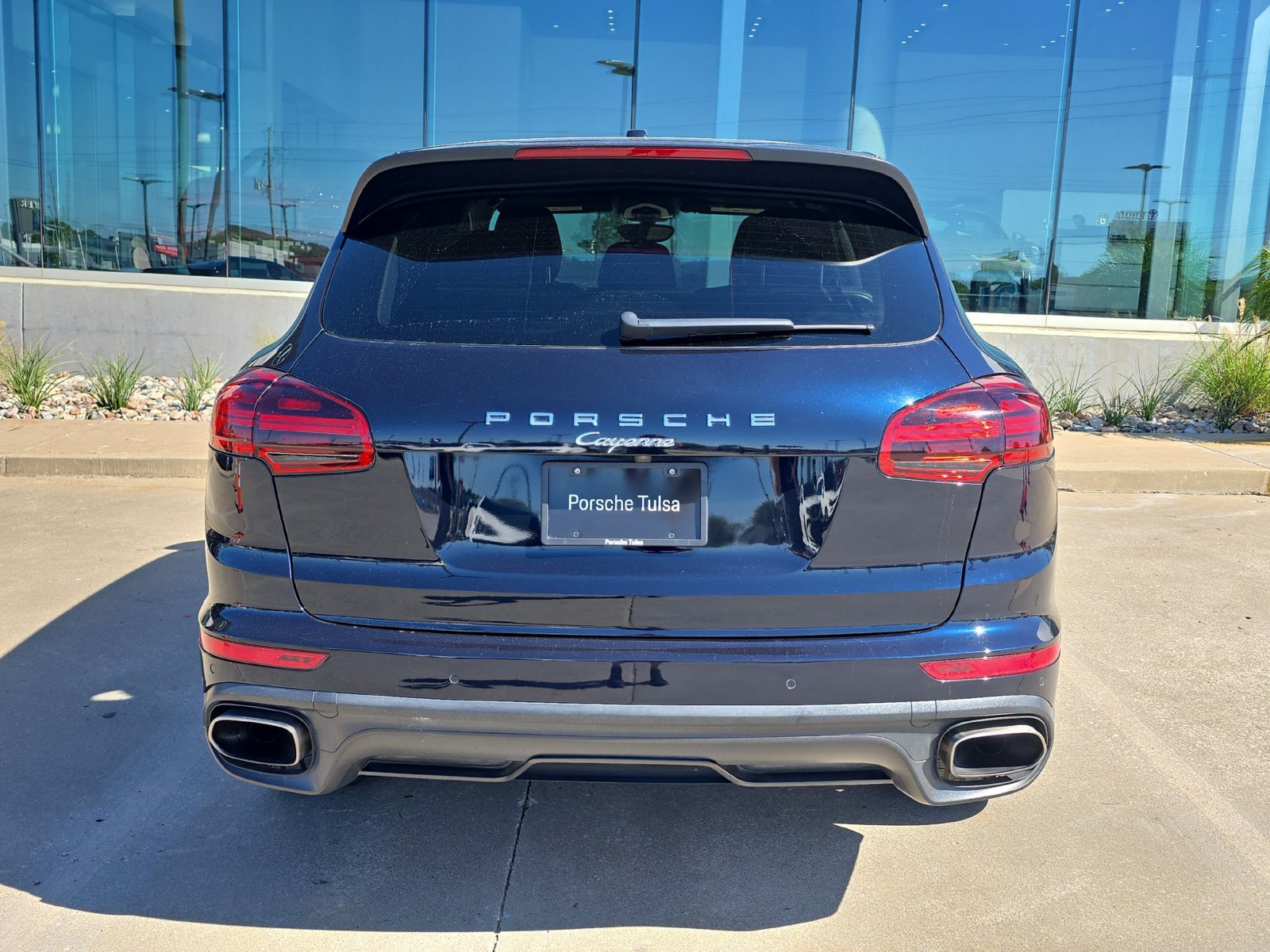 Used 2018 Porsche Cayenne AWD/4WD image 6